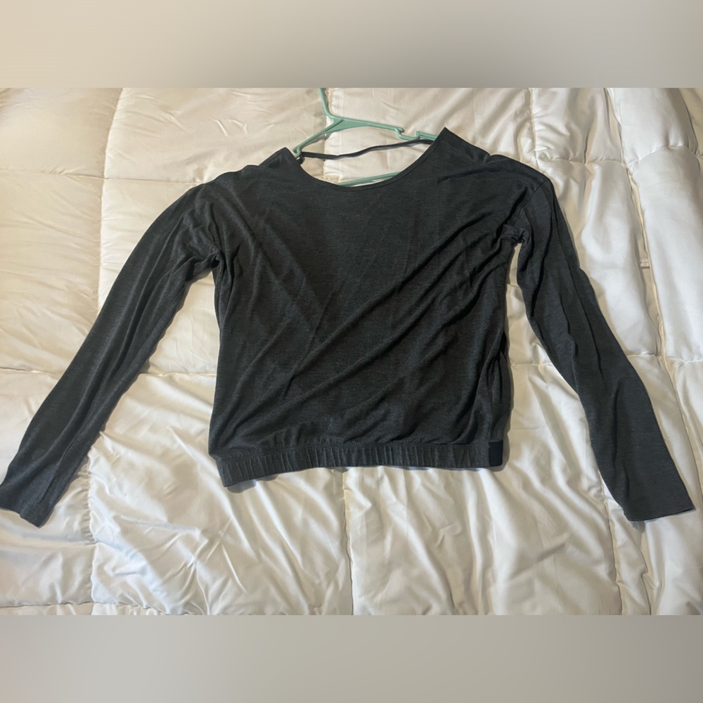 Forever 21 open back cotton sweater. Size medium